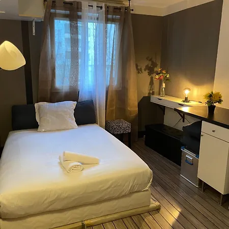 Comfortable Studio In Clichy Exterior photo